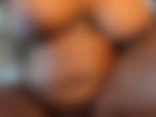 Adeleehottman's Live Sex Cam Show