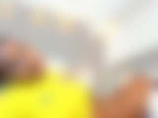 Live cam show with Adeleehottman - Ebony Teen (18+) on Camiplay Live | colombia