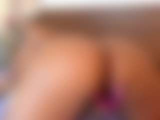 Adeleehottman's Live Sex Cam Show