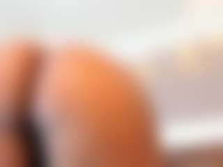 Adeleehottman's Live Sex Cam Show