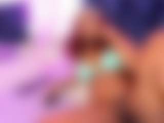 Adeleehottman's Live Sex Cam Show