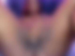 Adeleehottman's Live Sex Cam Show