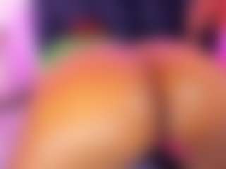 Adeleehottman's Live Sex Cam Show