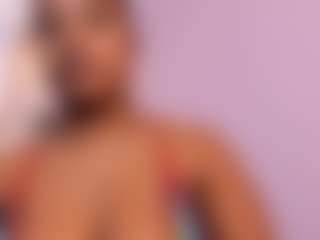 Live cam show with Adeleehottman - Fingering on Uber Horny