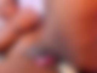 Adeleehottman's Live Sex Cam Show