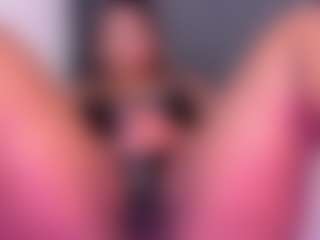 Adeleehottman's Live Sex Cam Show