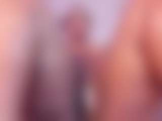 Adeleehottman's Live Sex Cam Show