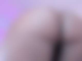 Adeleehottman's Live Sex Cam Show