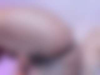 Adeleehottman's Live Sex Cam Show