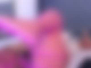 Live cam show with Adeleehottman - Drinking on madthumbs