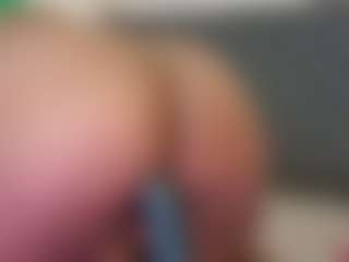 Adeleehottman's Live Sex Cam Show