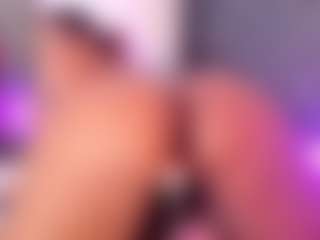 Adeleehottman's Live Sex Cam Show
