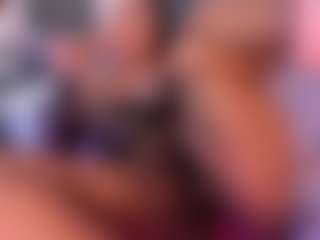 Adeleehottman's Live Sex Cam Show