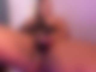 Adeleehottman's Live Sex Cam Show