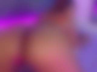 Adeleehottman's Live Sex Cam Show