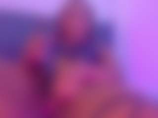 Adeleehottman's Live Sex Cam Show