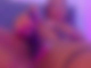Adeleehottman's Live Sex Cam Show