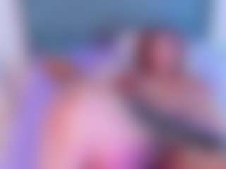 Live cam show with Adeleehottman - Twerk on CamClone