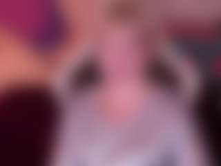 Live cam show with AmaraNightss - Middle Aged on Camsoda