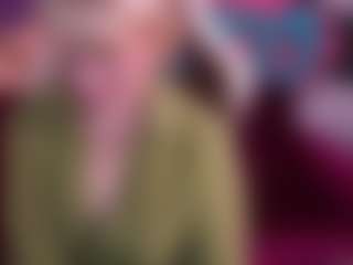 AmaraNightss MILF webcam performer live streaming