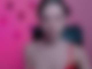 Live cam show with creamy-eva - Blowjob on Camsoda