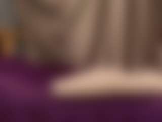 Live cam show with Lunavira - Spanking on Instabang