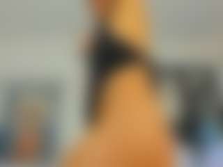 NicolleLexxy's Live Sex Cam Show