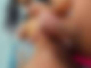 NicolleLexxy's Live Sex Cam Show