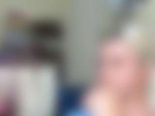 Live cam show with queenofthenighttt - Blonde Hair on CSO-WL