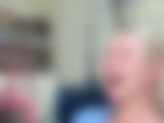 Live cam show with queenofthenighttt - Amateur MILF on iamadamtest123.com