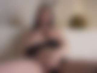 Live cam show with SuellenSchoonover - Spanking on xfollow cams