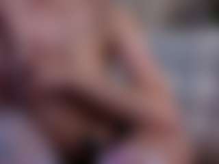 Live cam show with SuellenSchoonover - Body Massage on eurowanks.com