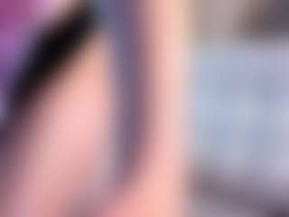 Live cam show with SuellenSchoonover - Big Tits on Fit Hotties