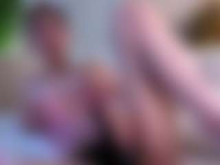 Live cam show with SuellenSchoonover - College on livesuperchat.net