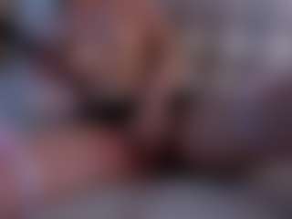 Live cam show with SuellenSchoonover - Small Ass on TastyBlacksLive