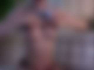 Live cam show with SuellenSchoonover - Body Massage on TastyBlacksLive