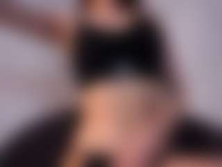 Live cam show with SuellenSchoonover - Erotic on livesuperchat.net