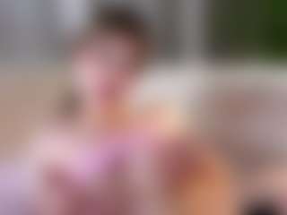 Live cam show with SuellenSchoonover - Butt Plug on Camsoda