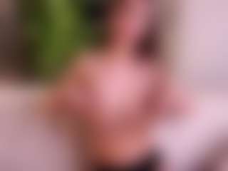 Live cam show with SuellenSchoonover - Upskirt on Taboo Cams XXX