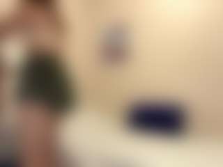 Live cam show with WendieKanne - Green Eyes on live18s.com