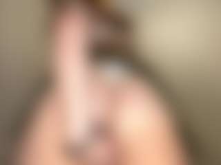 Live cam show with WendieKanne - Grey on SmokeAndPoke