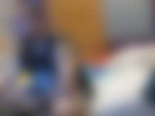 Live cam show with AlwaysDoWhatSimonSays - Tease on liverealitysex.com