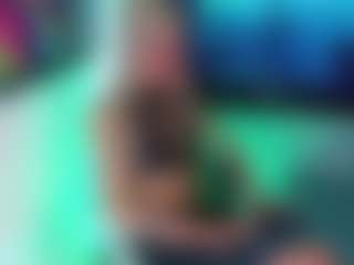 Andrea-Pop's Live Sex Cam Show