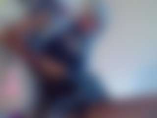 Live cam show with Andrea-Pop - Average on Adult Interactions