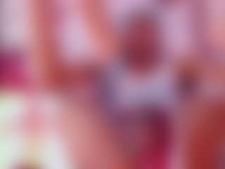 Live cam show with Andrea-Pop - Average on Camsoda