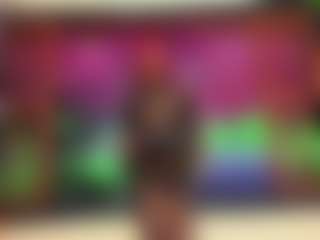 Live cam show with Andrea-Pop - Black Hair on CamwithHer