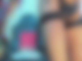 Live cam show with Andrea-Pop - White on xblisslive.com | colombia