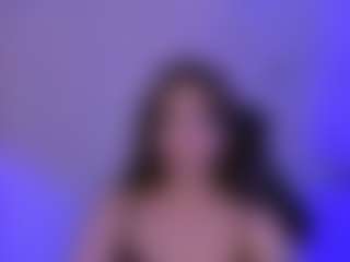Live cam show with bianca-bright - Granny Brown Hair on Mixed Magazine Live