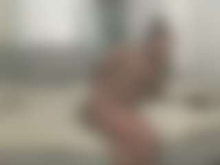 fantasydreamzz212nyc's Live Sex Cam Show