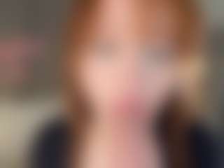 Live cam show with LolaXBambi - Red Hair on luckytryst.com